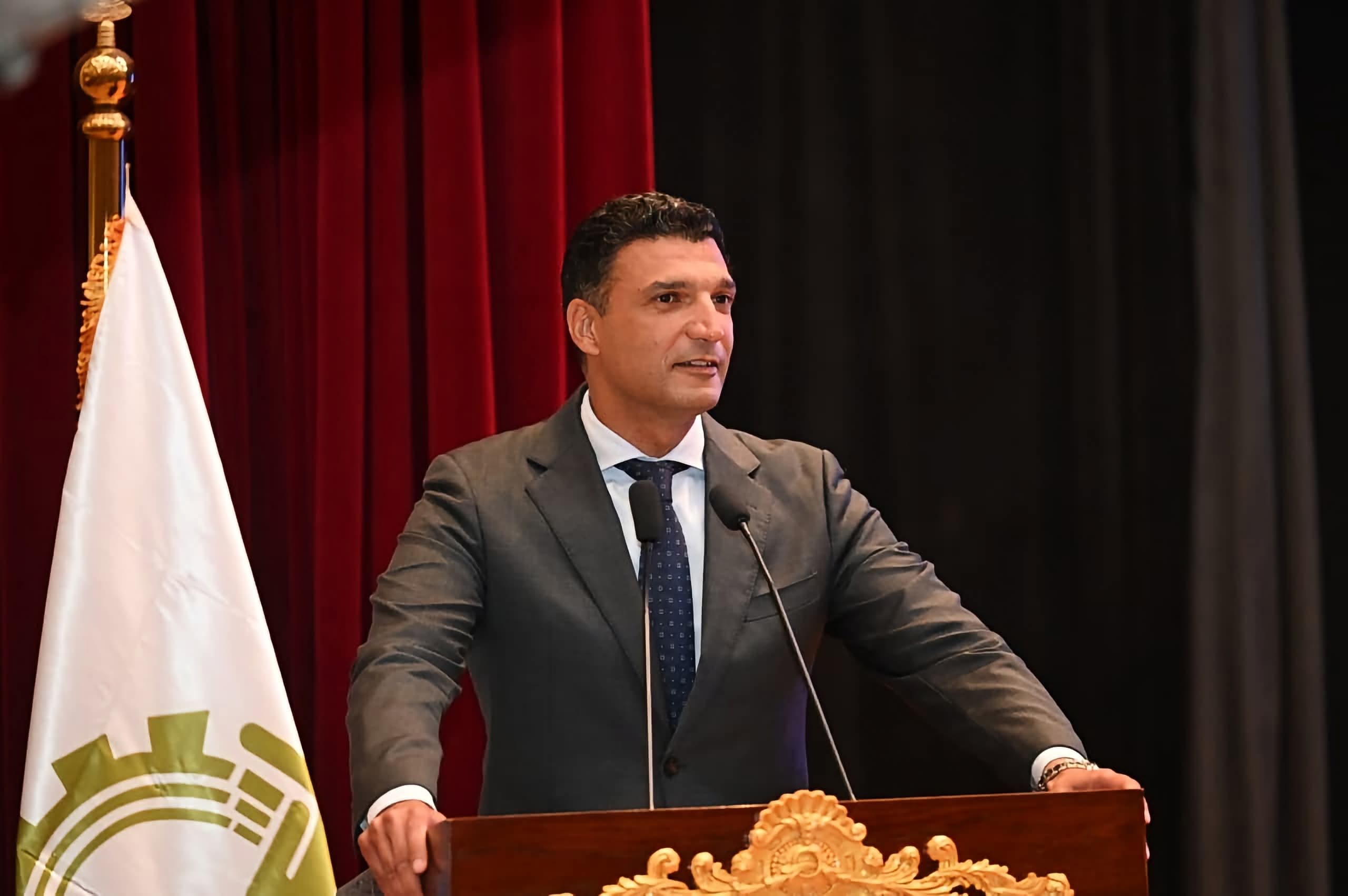 بعد الإيجار السكني الحكومي:  الصناعة تطلق نظاما جديدة للمستثمرين.. وفر لإنشاء المصنع والمعدات وخذ الأرض إيجار ينتهي بالتملك