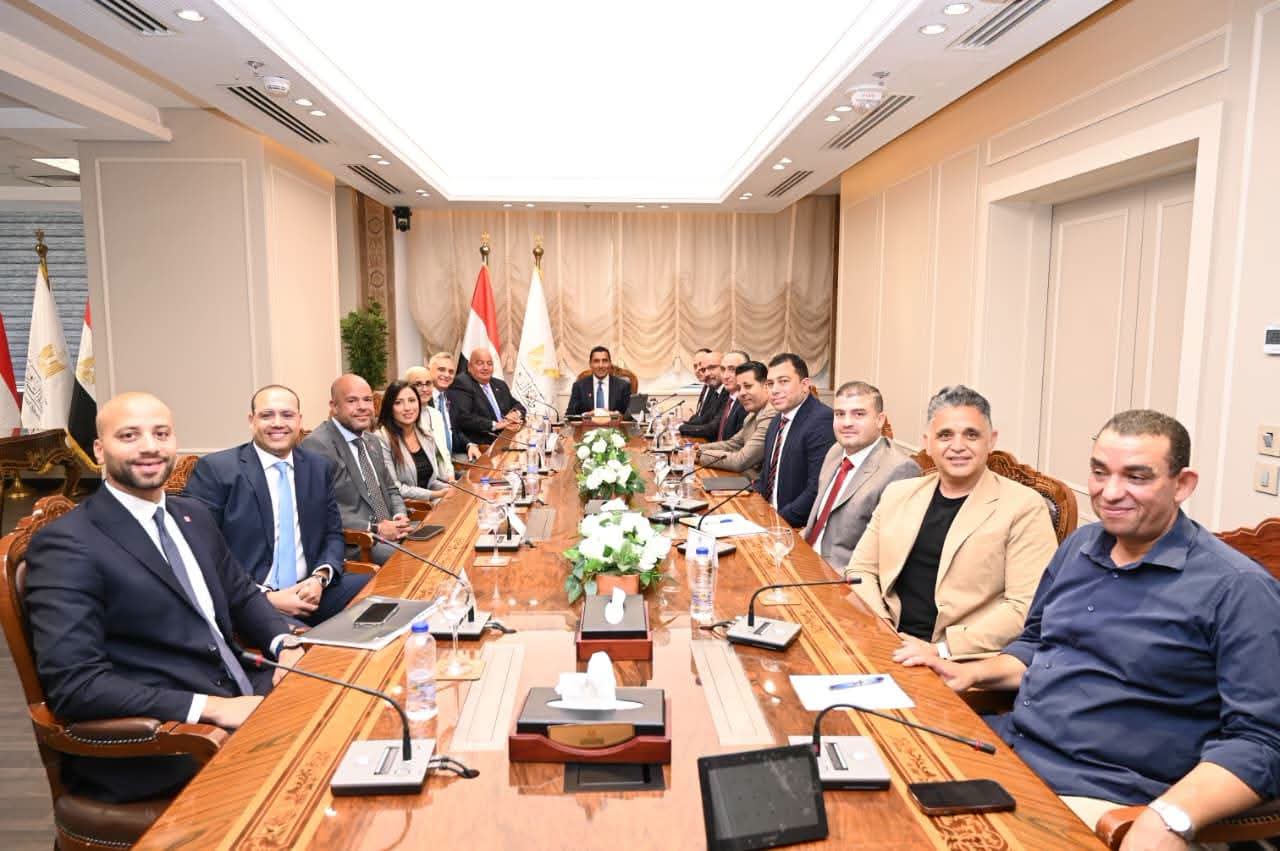 وزير الشباب والرياضة يبحث مع بنك saib دعم الأبطال وتمكين الشباب والشمول المالي