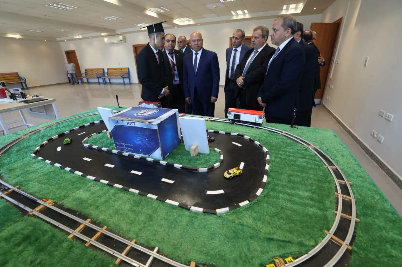 تخريج 126 طالبًا من «وردان».. وكامل الوزير: تطوير العنصر البشري أساس نجاح السكك الحديدية
