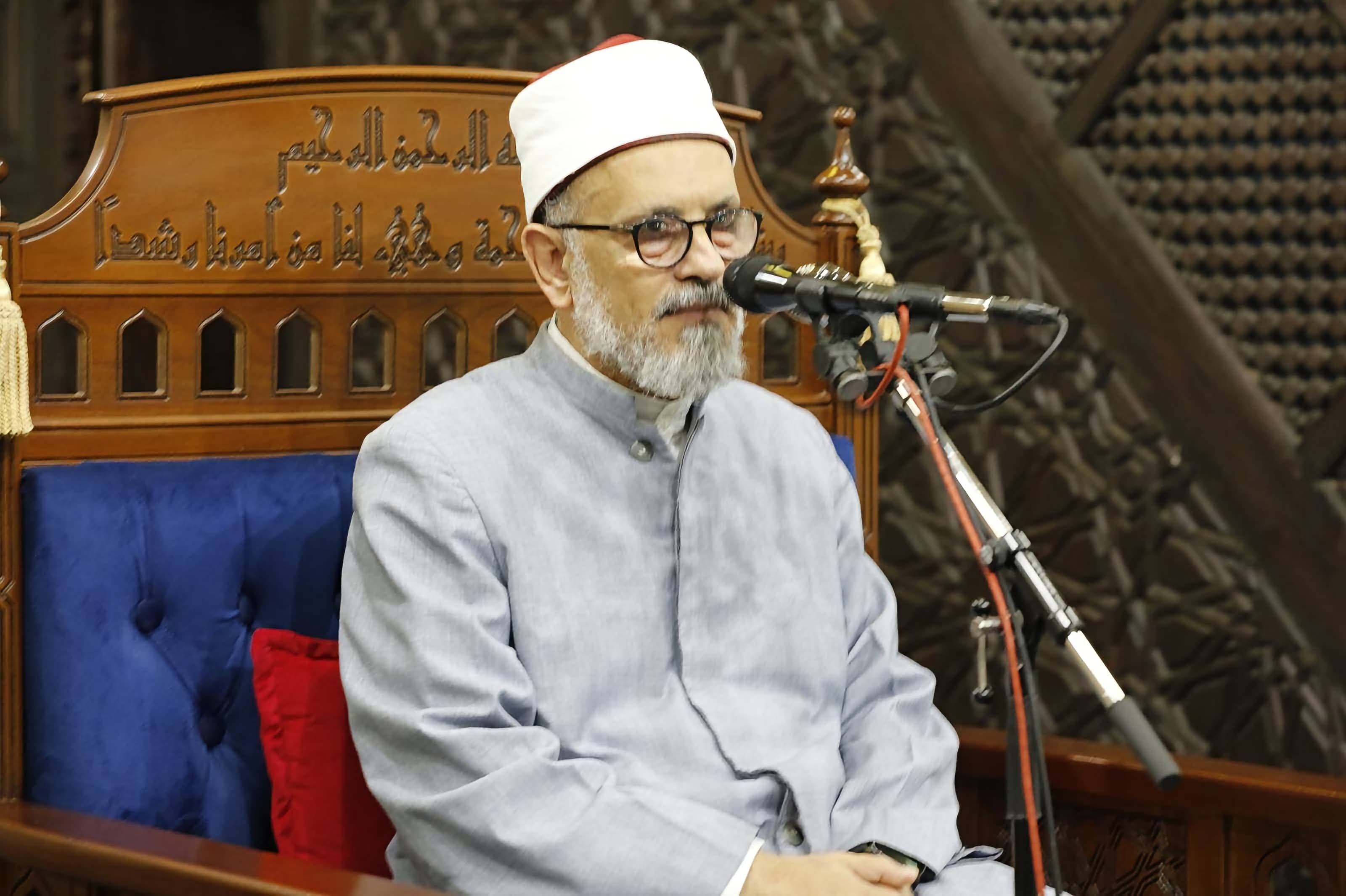 في احتفالات المولد النبوي بالجامع الأزهر:  أعظم الاحتفاء بالنبي ﷺ الاقتداء بأخلاقه والتمسك بهديه