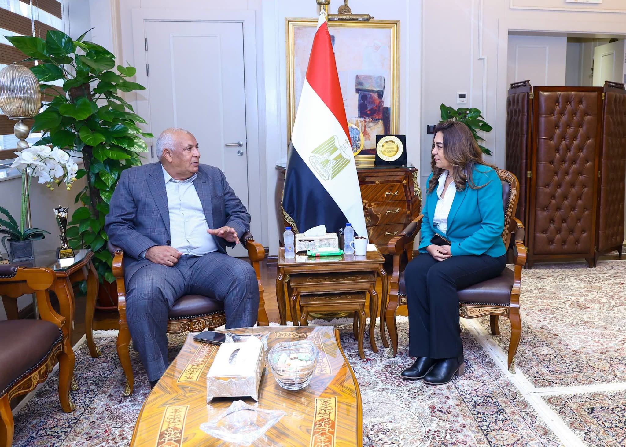169 مليون جنيه لتطوير منظومة المخلفات بمطروح.. و«التنمية المحلية» تتابع مشروعات الخطة الاستثمارية والتصالح والتقنين