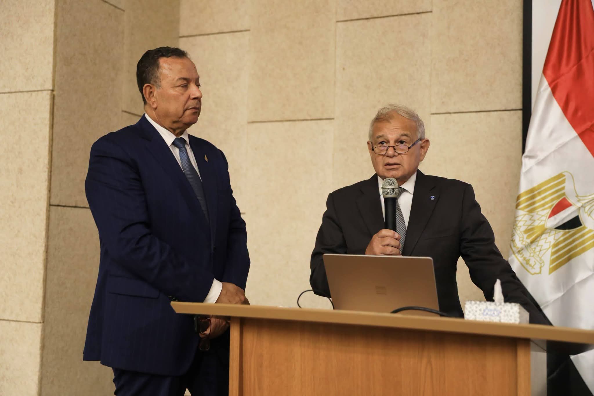 منصة وطنية لتحديد مصير البرامج الجامعية وفق احتياجات سوق العمل