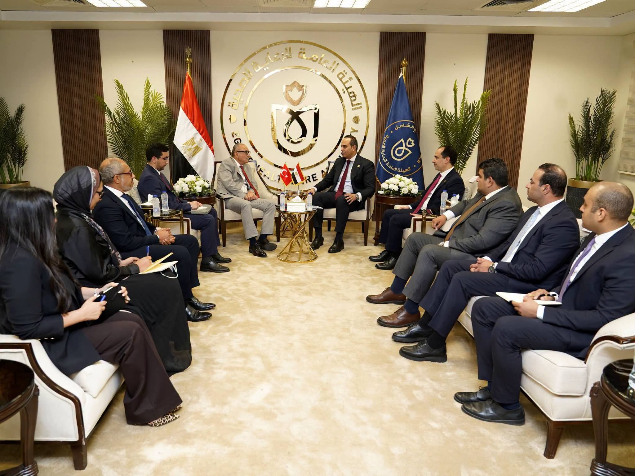 تدريب 20 طبيبًا مصريًا على الجراحات الروبوتية والقلب.. شراكات صحية جديدة مع تركيا