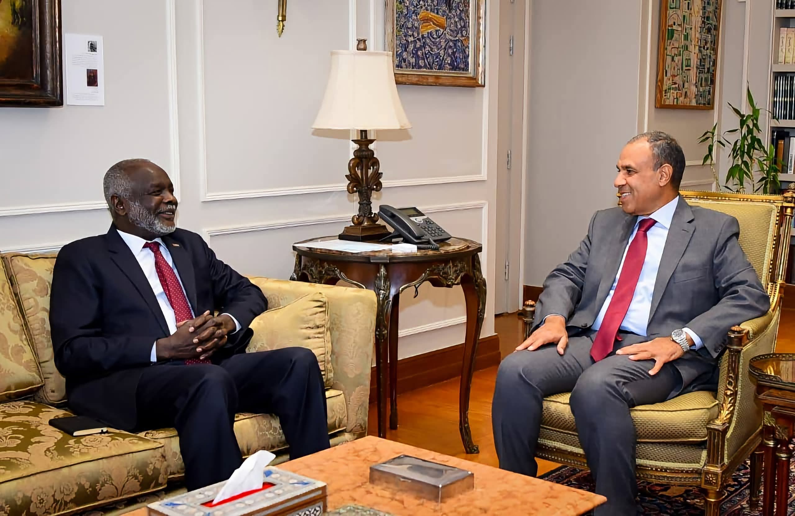 مصر والسودان تبحثان زيادة التبادل التجاري ودعم إعادة الإعمار