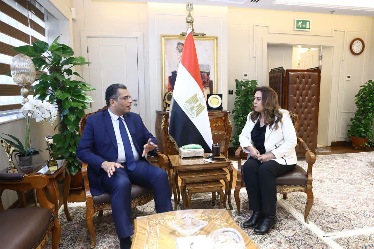 376 مليون جنيه لتطوير منظومة المخلفات بالبحر الأحمر.. ومتابعة مشروعات الإسكان والطرق والسياح