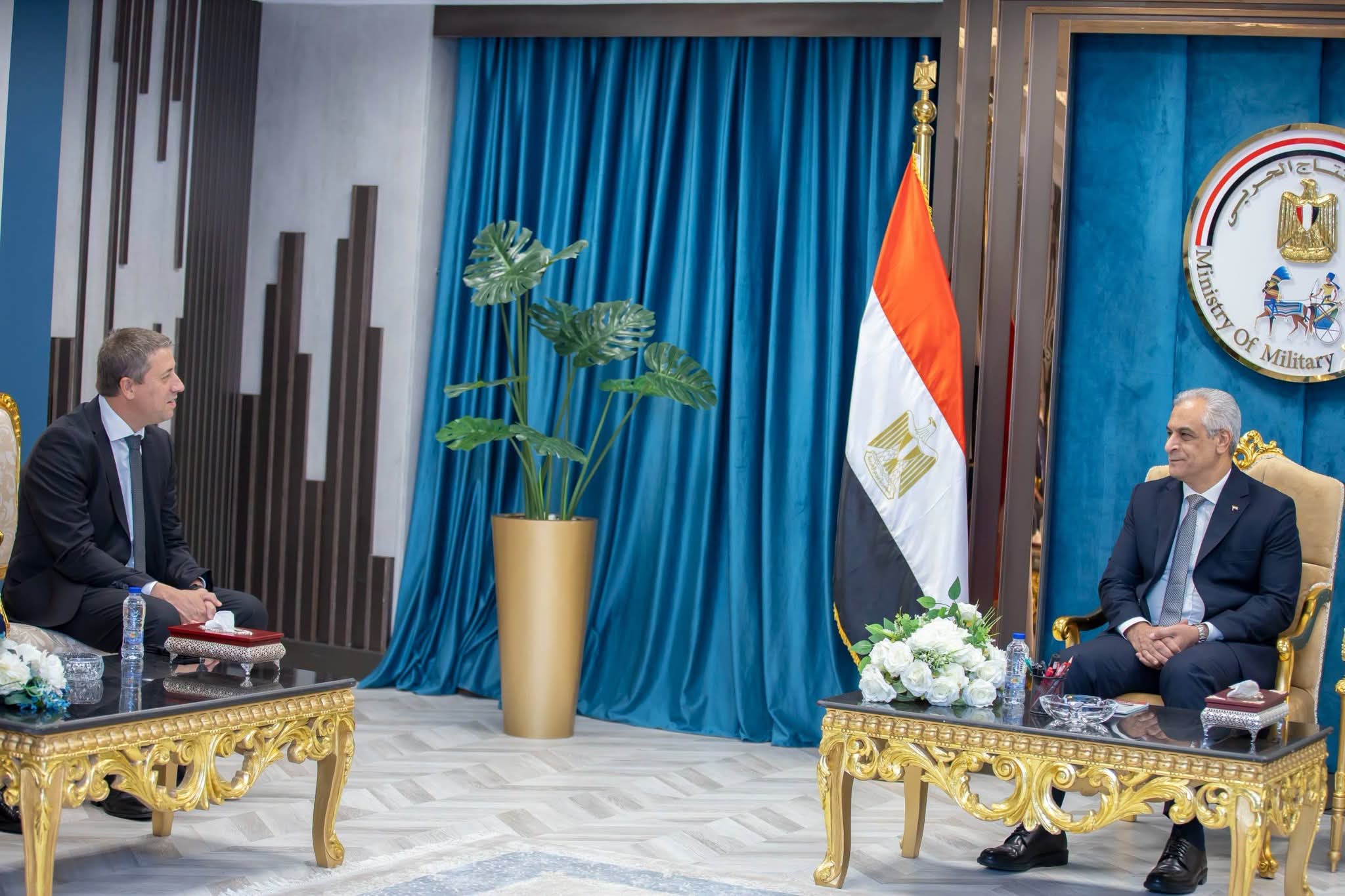 «الإنتاج الحربي» يبحث مع «تاليس» توسيع التصنيع المحلي وفتح أسواق للمنتجات المصرية