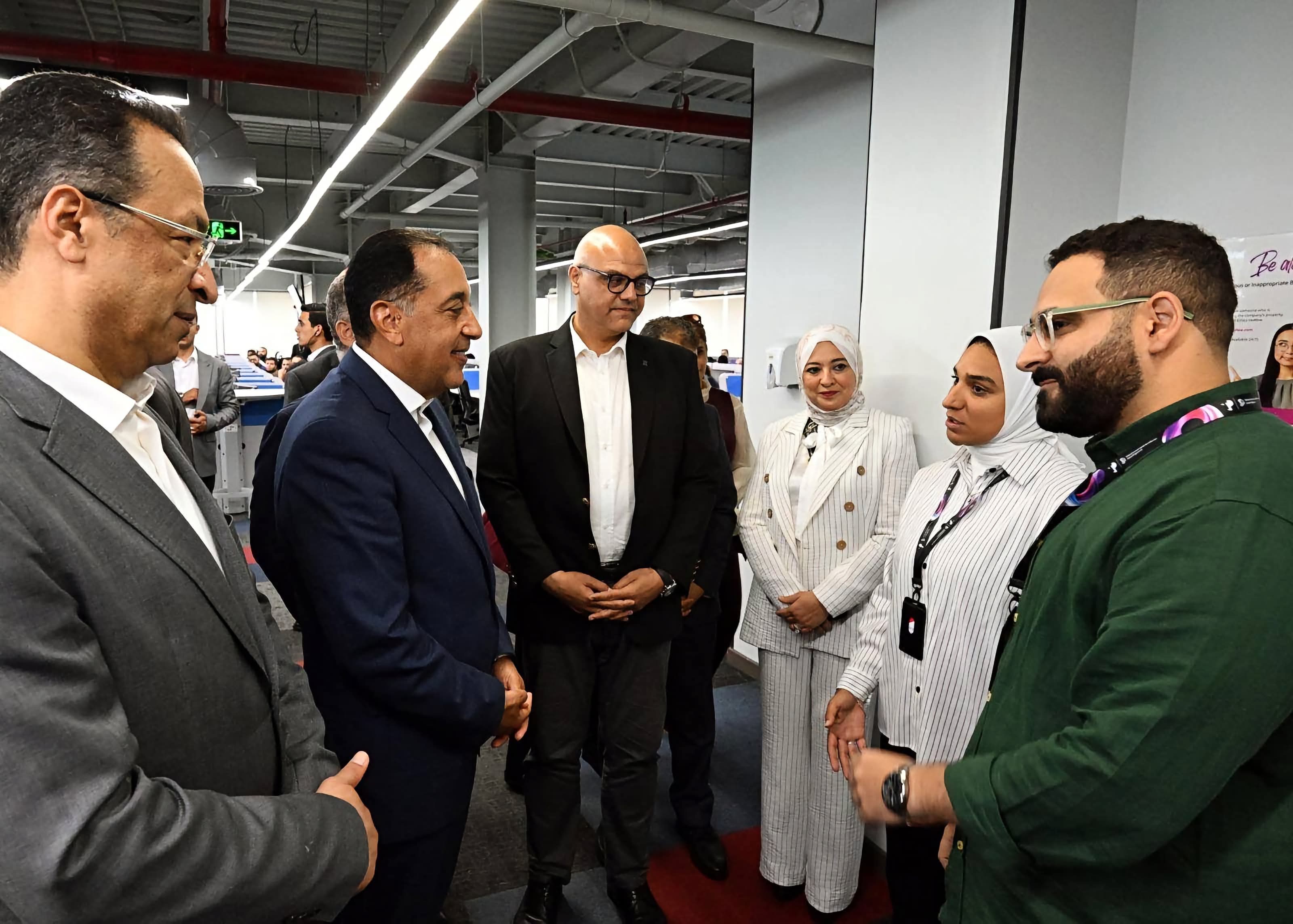 26.8 ألف موظف و344 مليون يورو صادرات متوقعة.. مدبولي يتفقد «تيلي بيرفورمانس» بالإسكندرية