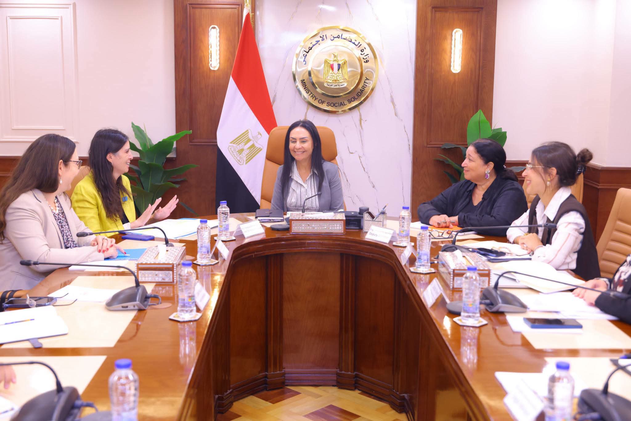 التضامن واليونيسف تبحثان تطوير خدمات الطفولة والرعاية الاجتماعية