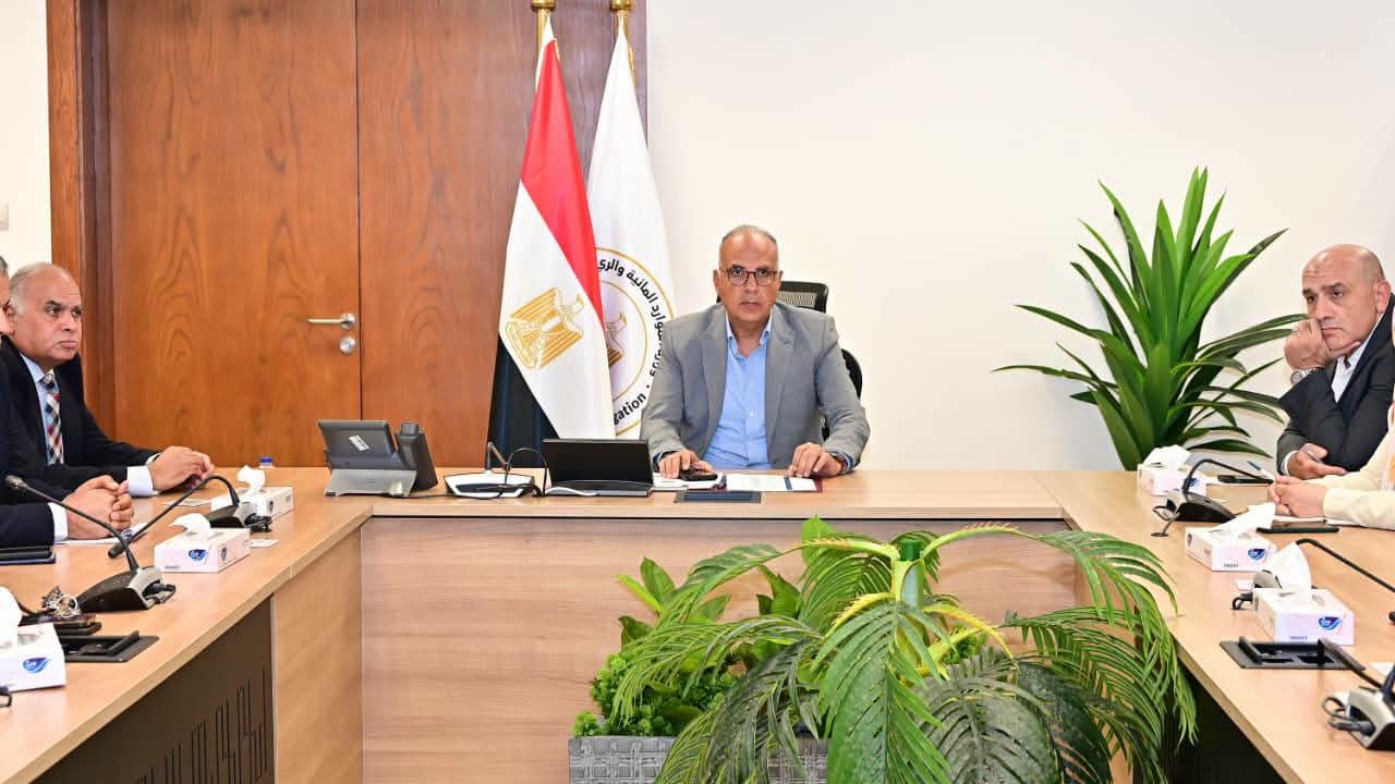 «الري» تتوسع في التوأمة الرقمية لإدارة المياه.. 32 ترعة فرعية و119 محطة مياه تحت الرصد