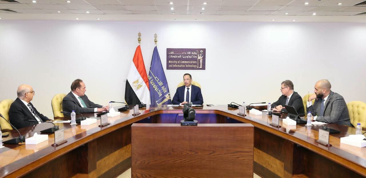 8 مليارات دولار مستهدف صادرات التعهيد و400 خدمة رقمية بحلول 2030.. أبرز خطط الاتصالات