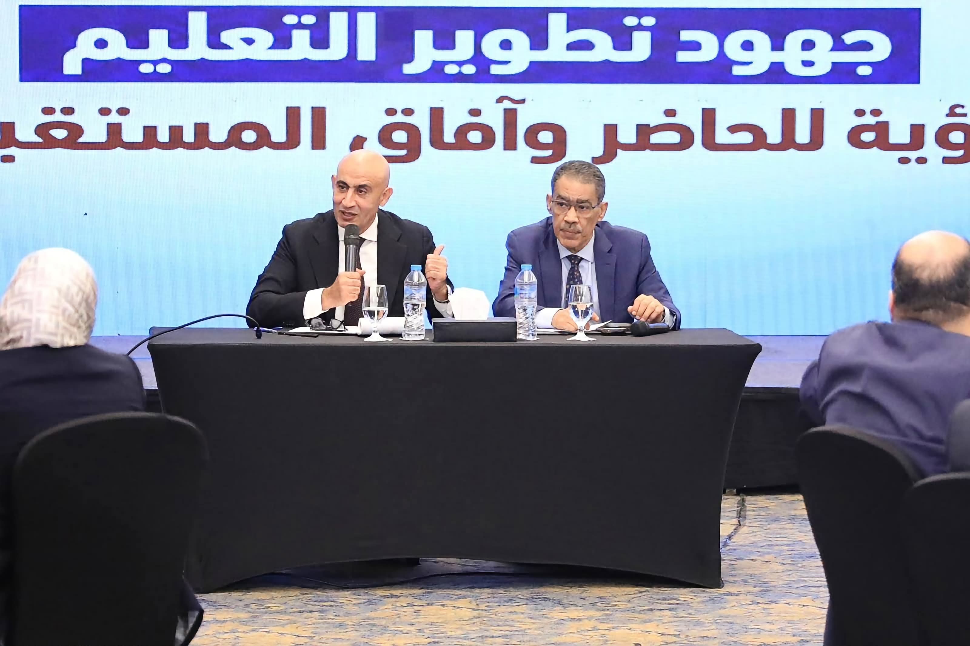 وزيرا التعليم والإعلام يناقشان تطوير المنظومة مع رؤساء التحرير والإعلاميين