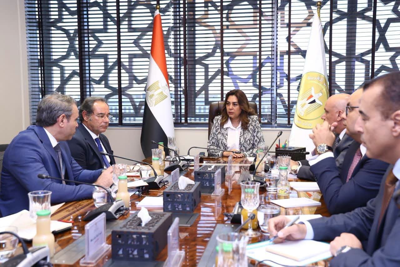 «التنمية المحلية والبيئة» توجه بخطة عاجلة لرفع كفاءة الفروع وحصر الأصول