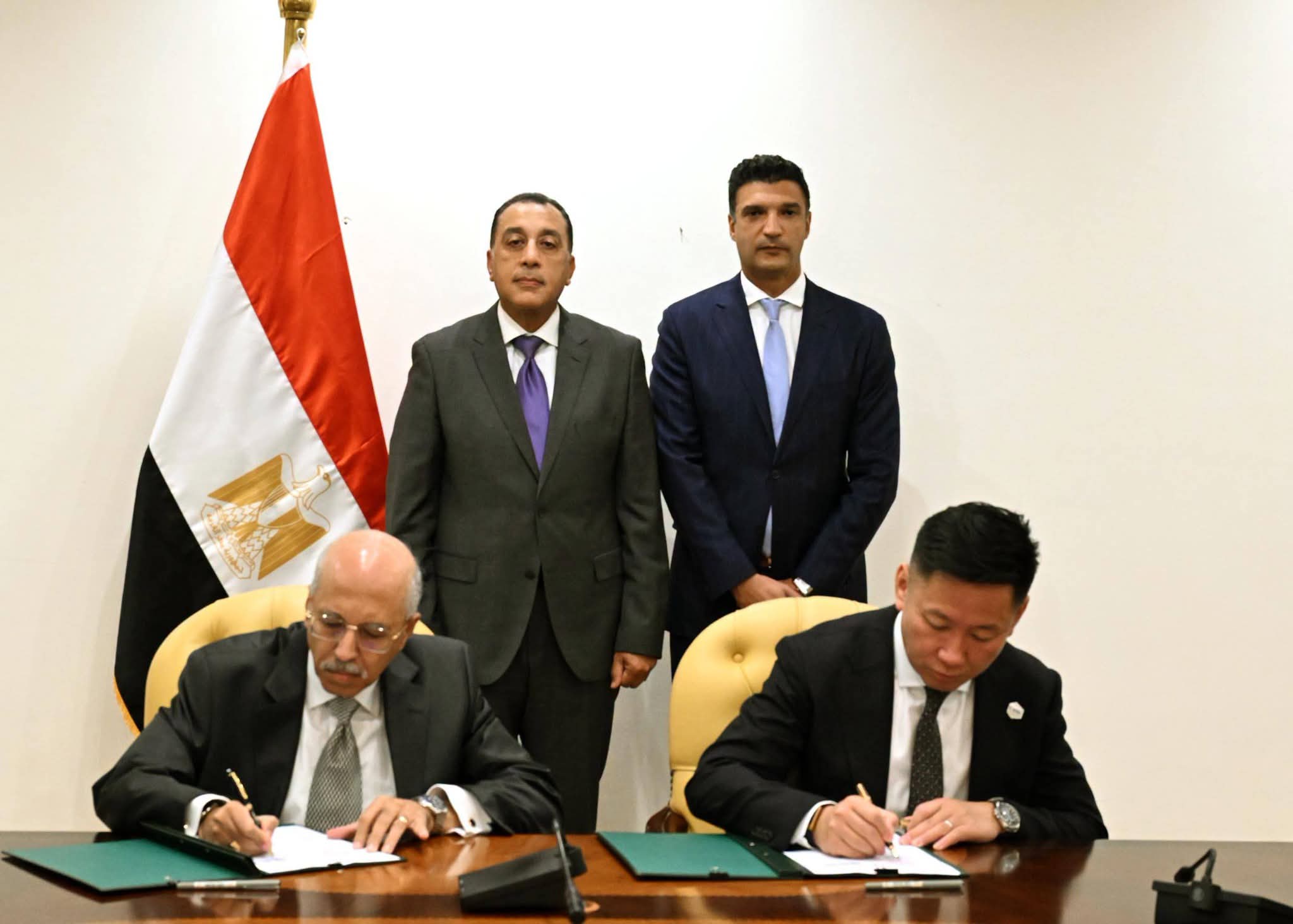 مصنع مصري لإنتاج البطاريات الكهربائية باستثمارات تتجاوز ملياري جنيه