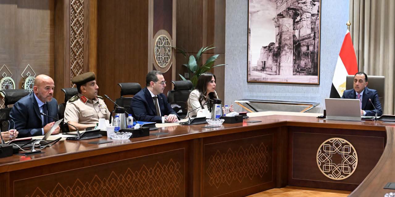 مدبولي يتابع موقف مشروع كبير بمدينة العلمين الجديدة