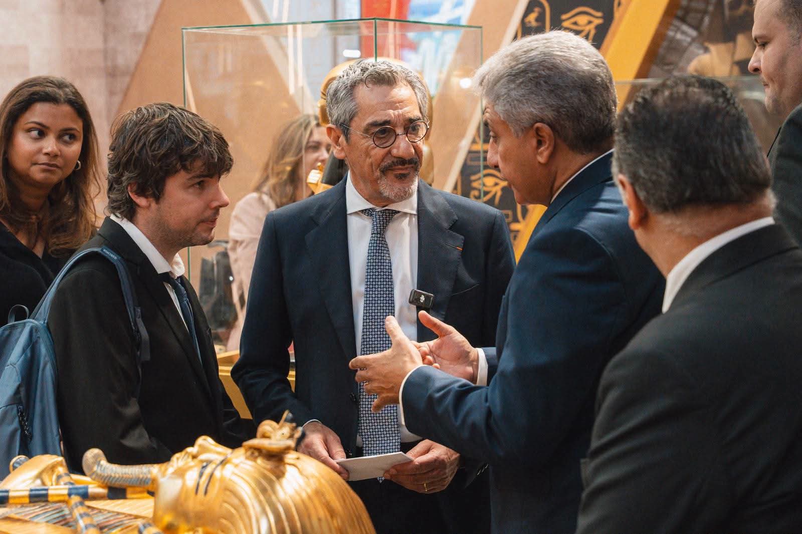 وزير السياحة الفرنسي يزور الجناح المصري بمعرض IFTM Top Resa في باريس