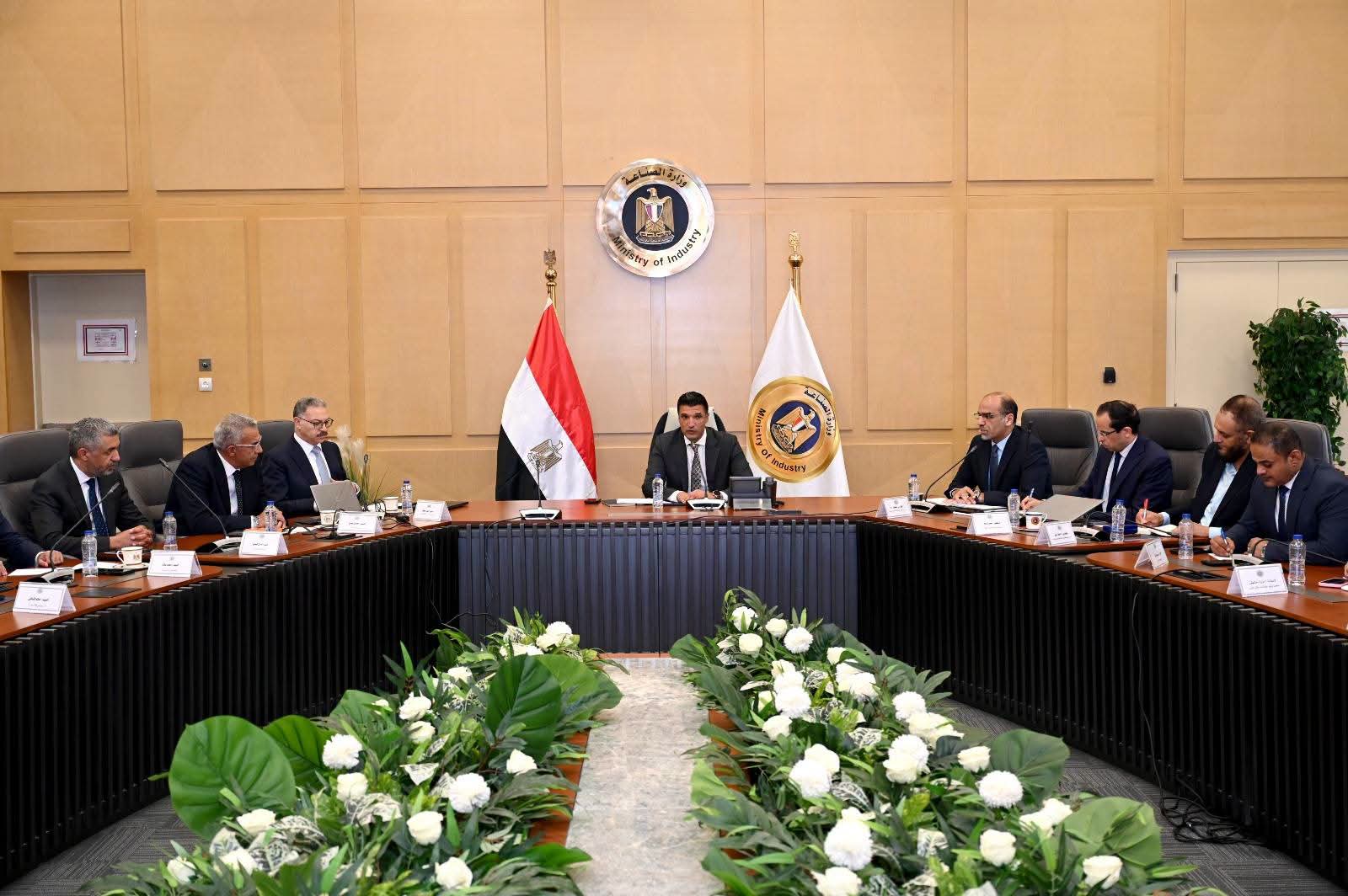 75.5 مليون طن سنويًا.. الصناعة تضع خارطة طريق لزيادة المعروض وصادرات الأسمنت
