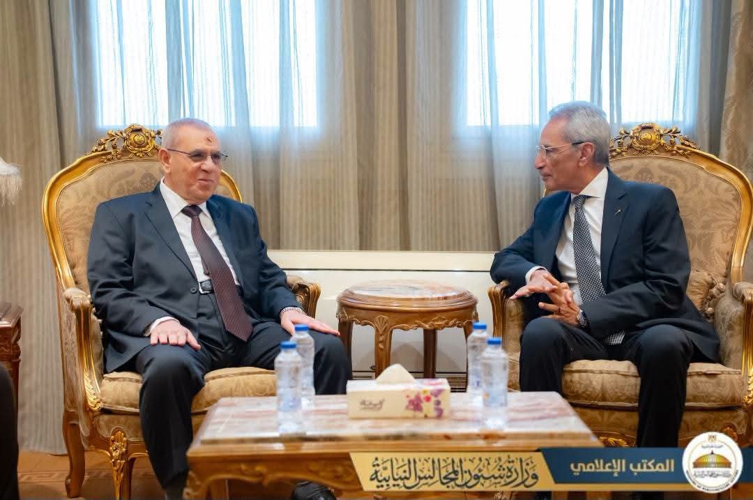 وزير الشئون النيابية ورئيس مجلس القضاء الأعلى يبحثان تطوير الأطر القانونية والتشريعية