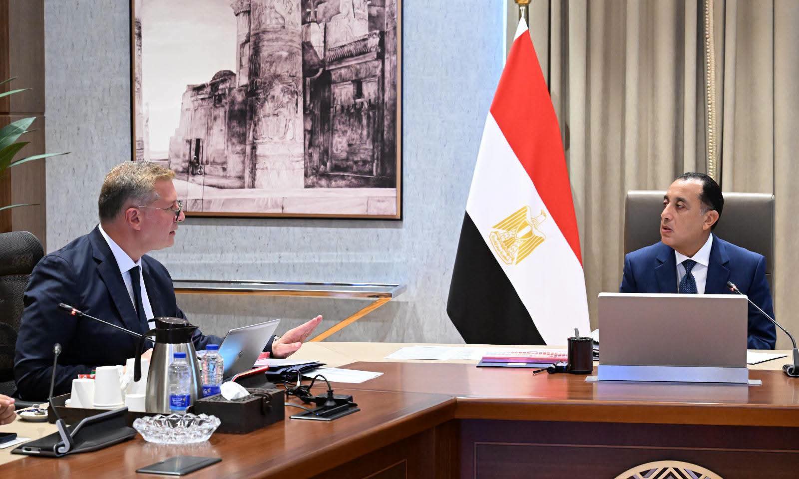 مدبولي يتابع زيادة إنتاج الغاز والبترول وخطط خفض فاتورة الاستيراد