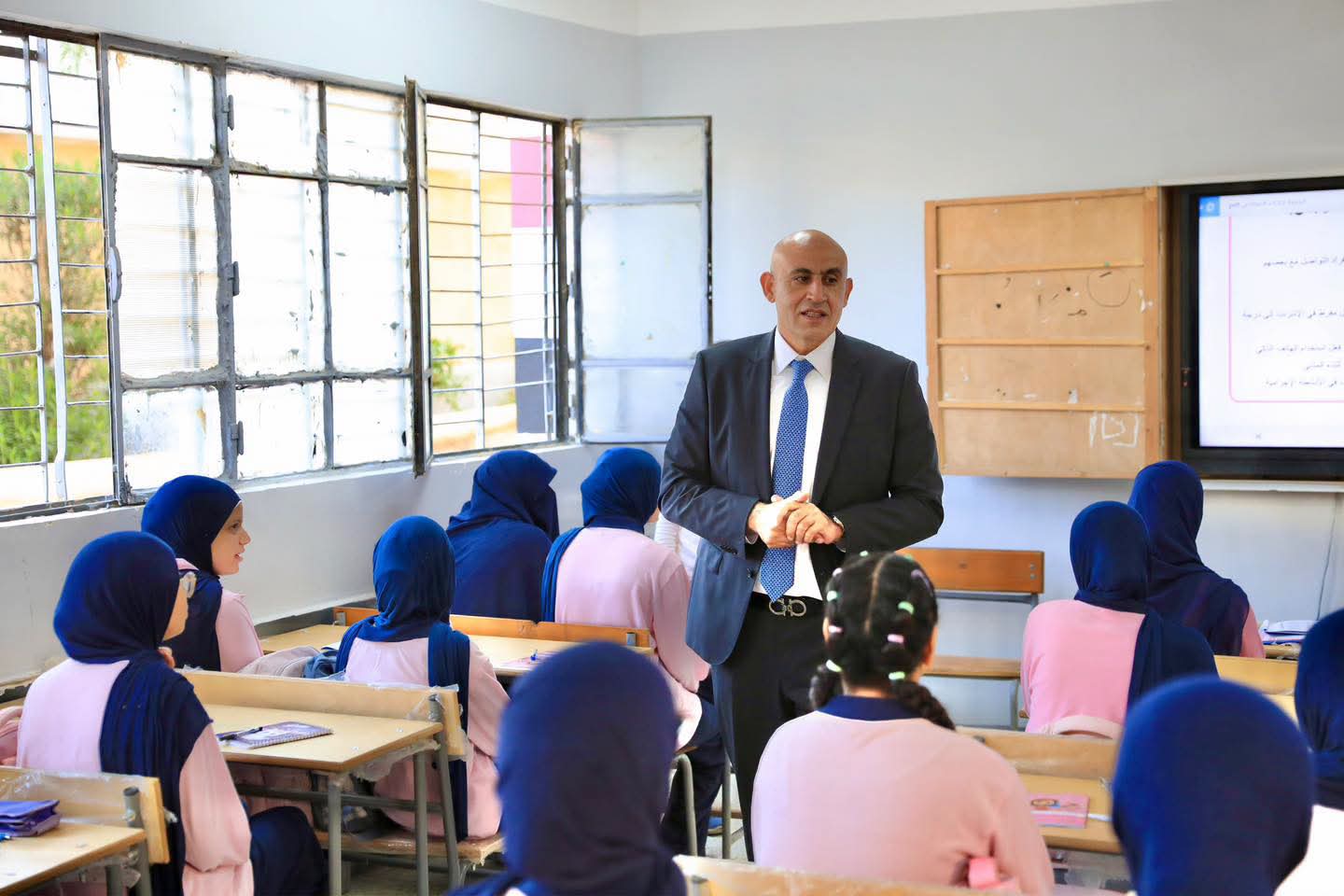 وزير التعليم من مدارس المنيا: خفض الكثافات والقضاء على الفترة المسائية وتنمية مهارات القراءة والكتابة أولوية