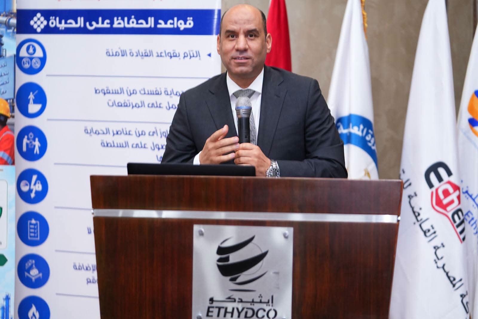 وزير العمل يختتم جولته بالإسكندرية من قلب مواقع الإنتاج ويتفقد «إيثيدكو»
