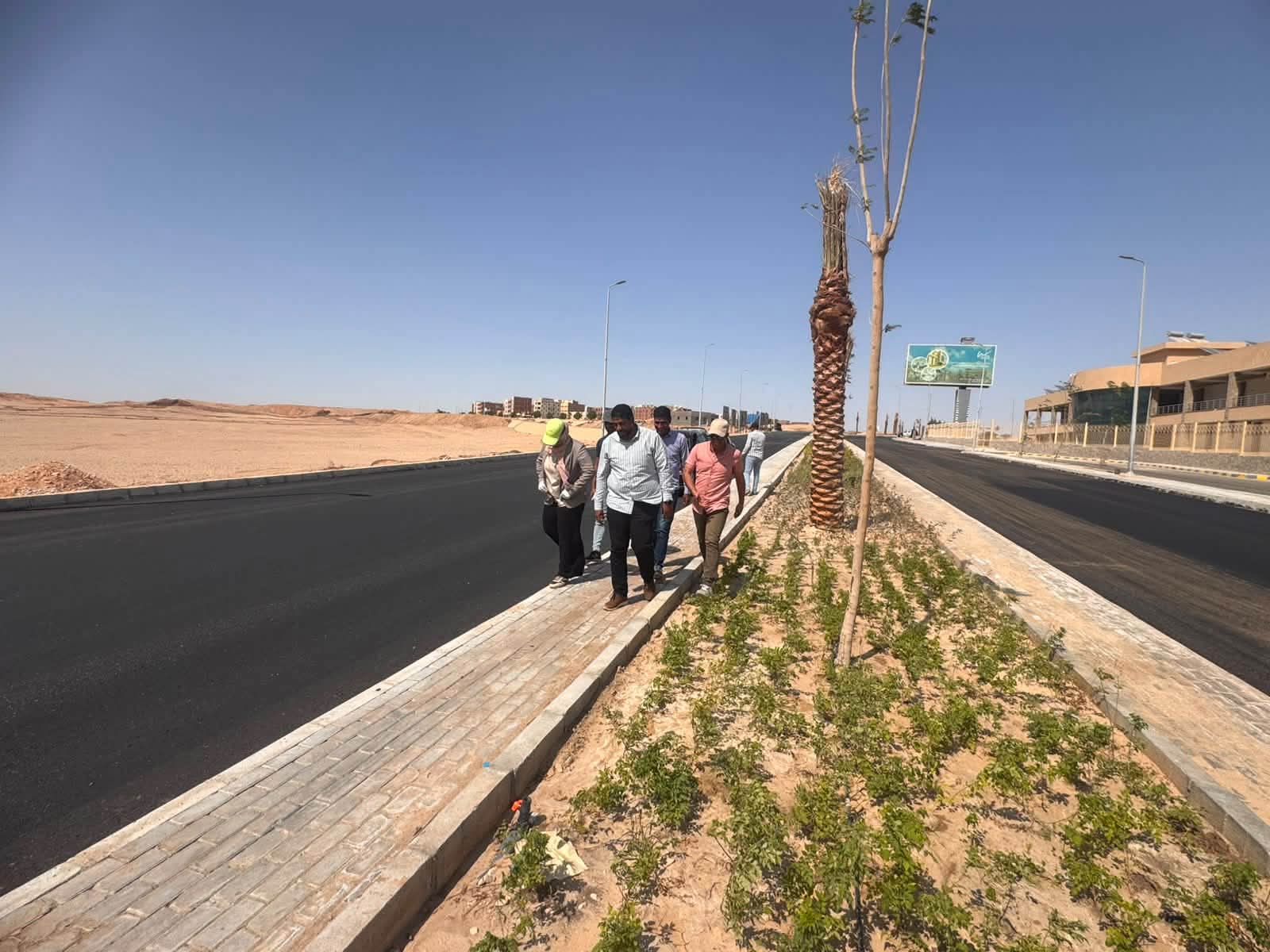وزيرة الإسكان تتابع مشروعات «سكن لكل المصريين» وتطوير المدن الجديدة بالصعيد