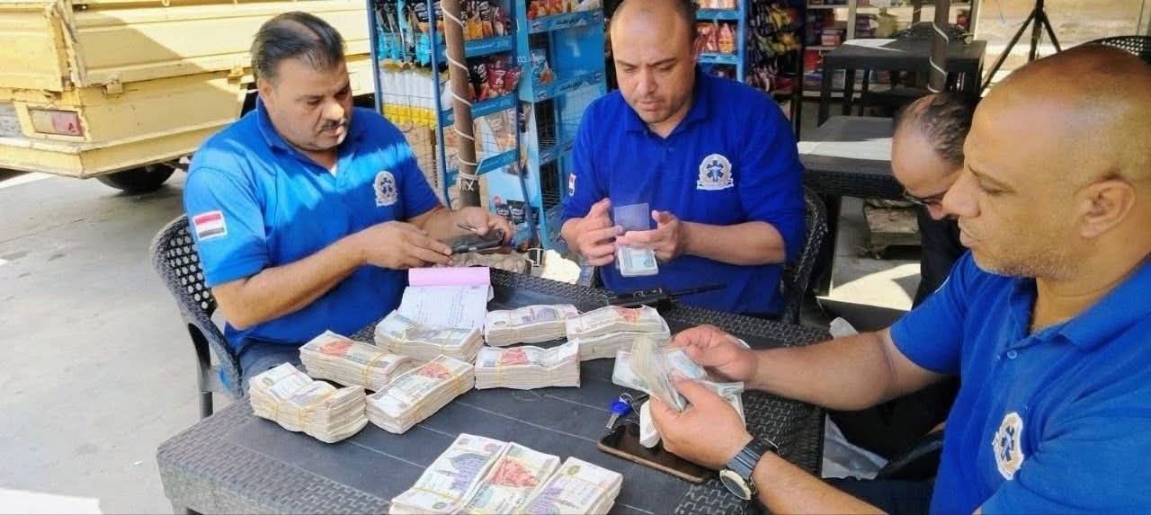 مسعفان يعيدان 540 ألف جنيه لمصابي حادث مروري بالقليوبية