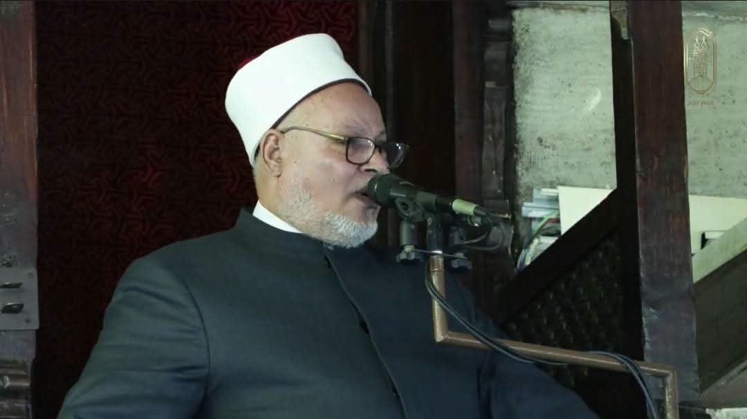 الهدهد: التفكر في خلق السماوات والأرض ونعم الله سبيل إلى الشكر والخشوع