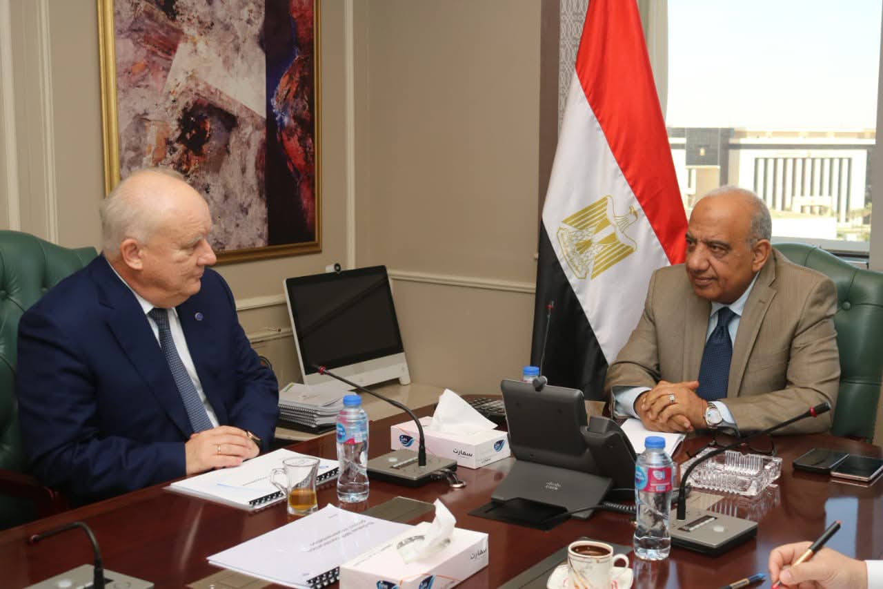 استعدادًا لاستقبال الوقود النووي العام المقبل.. وزير الكهرباء يتابع تنفيذ محطة الضبعة مع «روسآتوم»