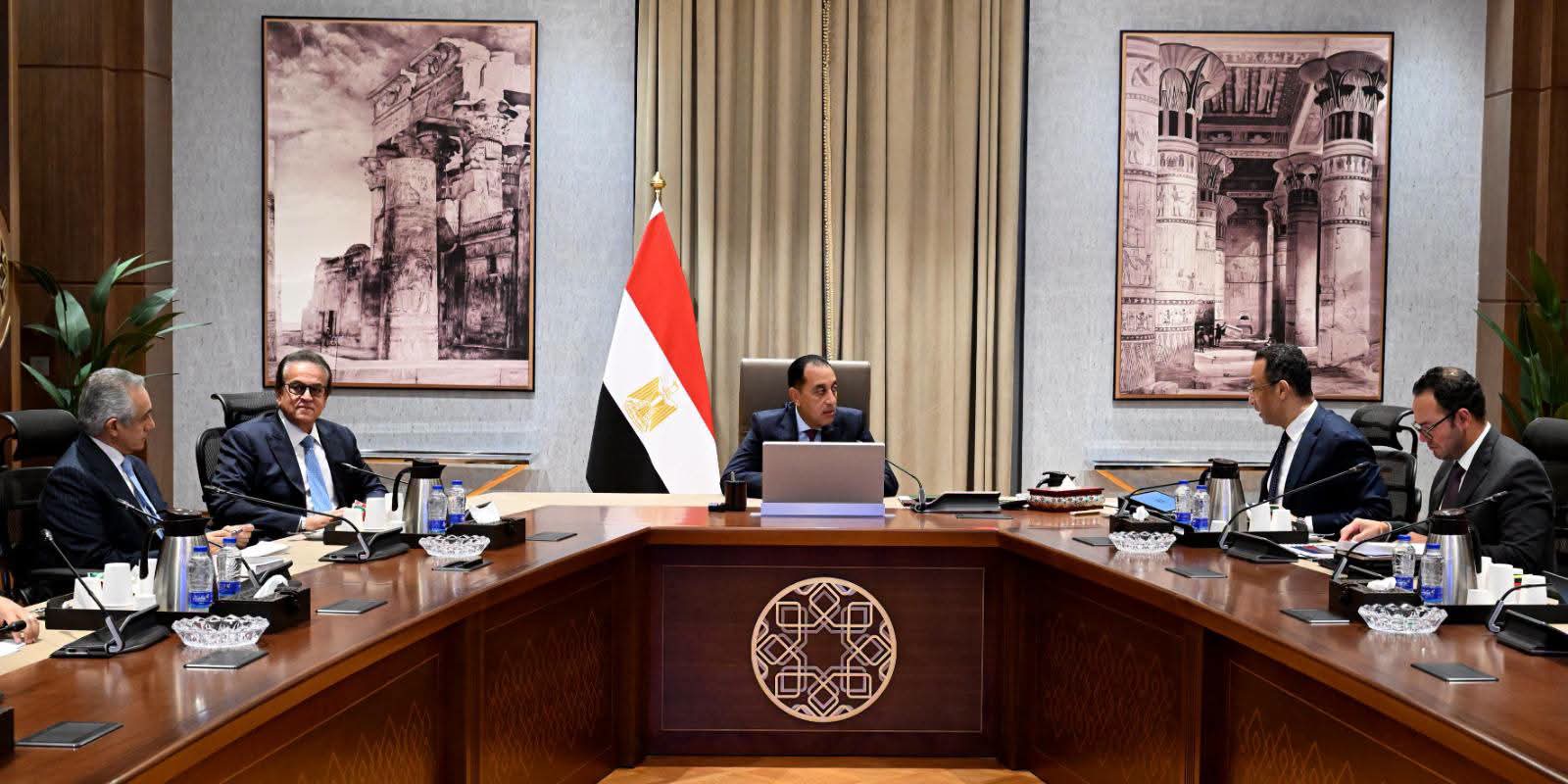 مدبولي يتابع استعدادات مؤتمر أكتوبر.. وجلستان عن «صحة المواطن» و«مصر الرقمية»