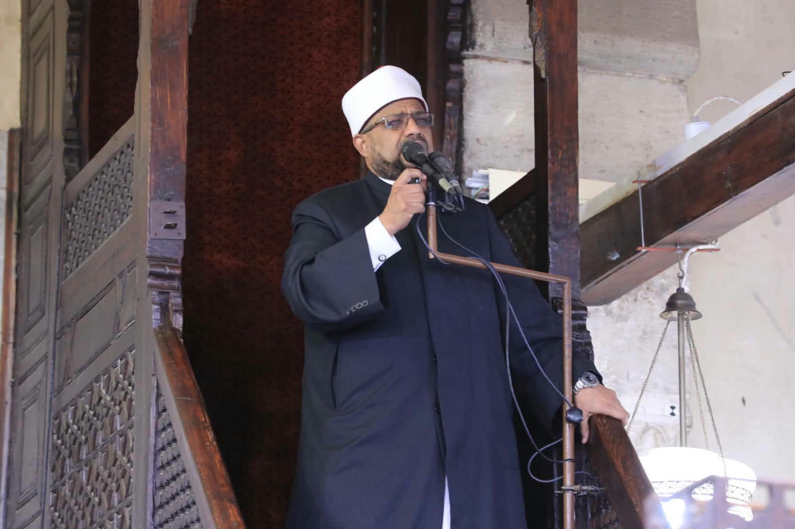 من الجامع الأزهر.. أمين «البحوث الإسلامية»: التثبت من الأخبار ضرورة لحماية وعي الشباب