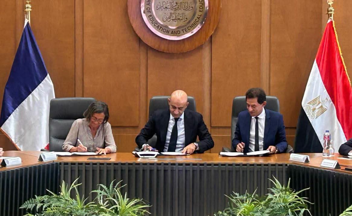 مدرسة تكنولوجيا تطبيقية للنقل في مدينة بدر.. الدراسة تبدأ 2026