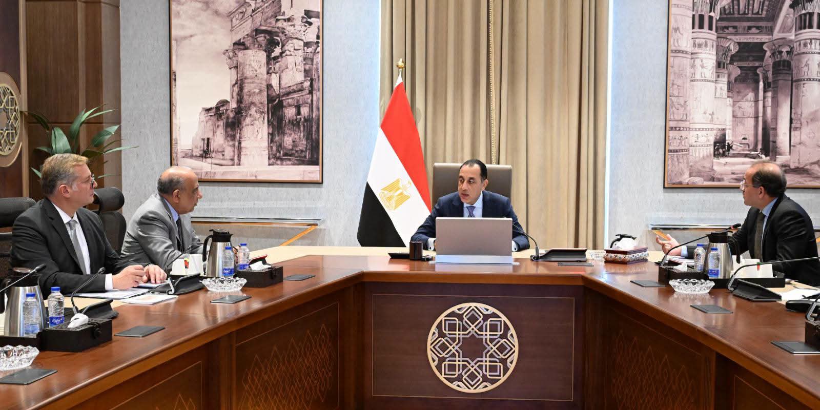 رئيس الوزراء يستعرض ملامح «مسيرة الطاقة المصرية» في منتدى مصر 2026