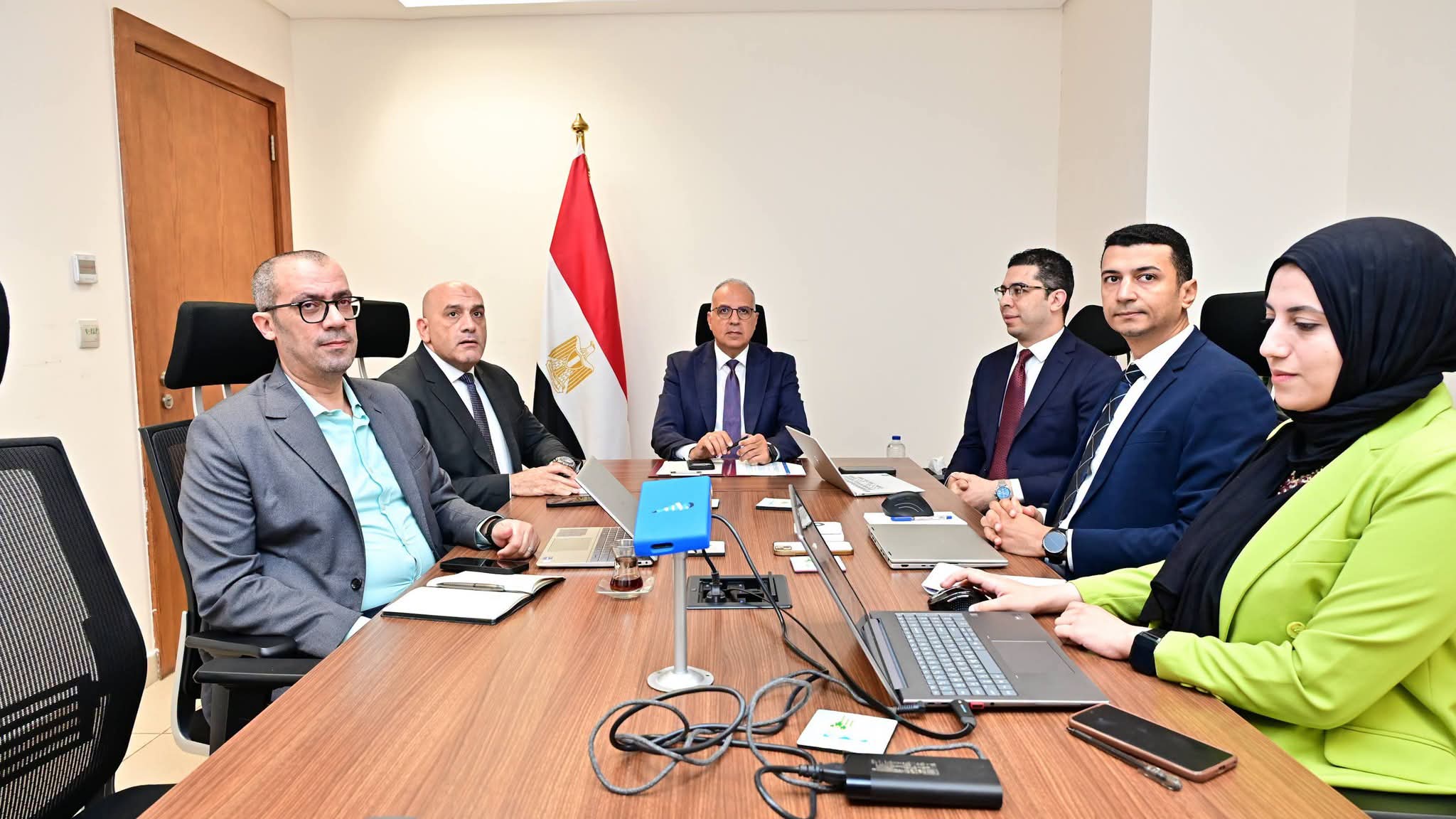 الأقمار الصناعية والذكاء الاصطناعي لرصد المنظومة المائية.. سويلم يوجه بتطوير الإدارة الذكية للمياه