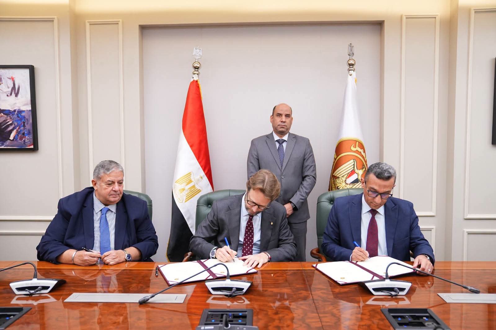 وزارة العمل تتعاون مع إنتركونتيننتال لتأهيل الشباب للعمل بالفنادق
